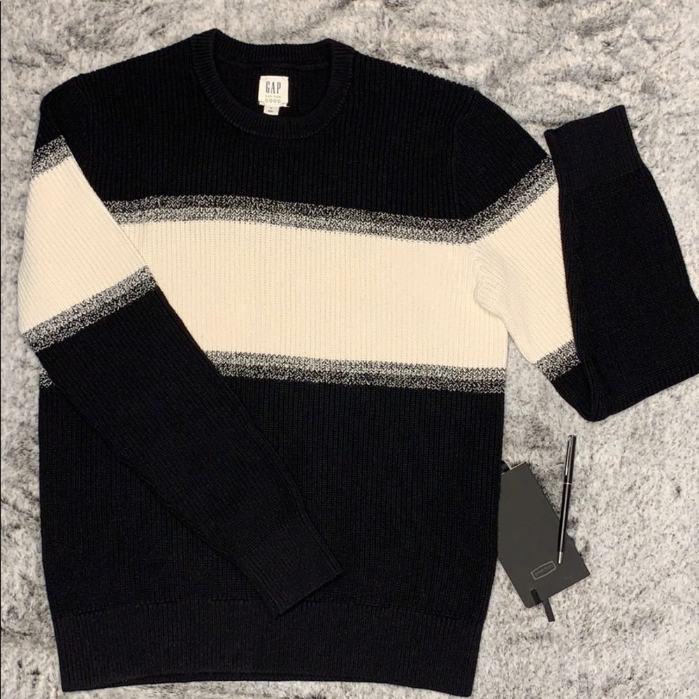 Gap Cream/Black Crew Neck Sweater